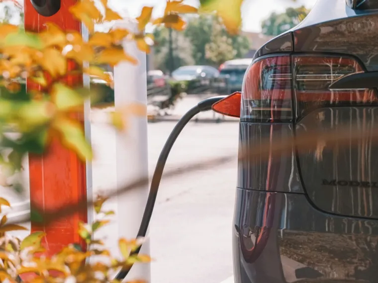 Tesla en charge