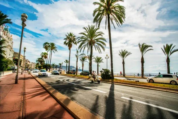 Réserver VTC haut de gamme en Côte d’Azur, Nice, Harmony Rides VTC