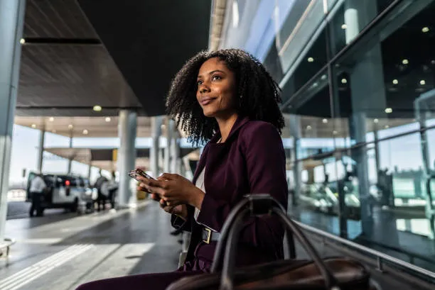 Chauffeur privé pour transfert aéroport à Nice, Nice, Harmony Rides VTC